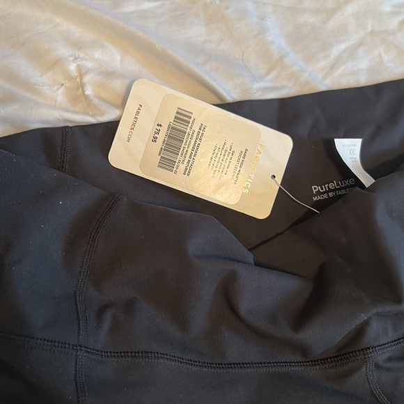 Fabletics - Picture 5 of 8